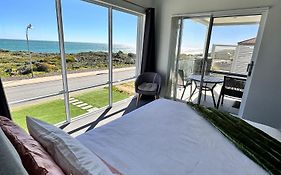 Ocean View Beach House !!